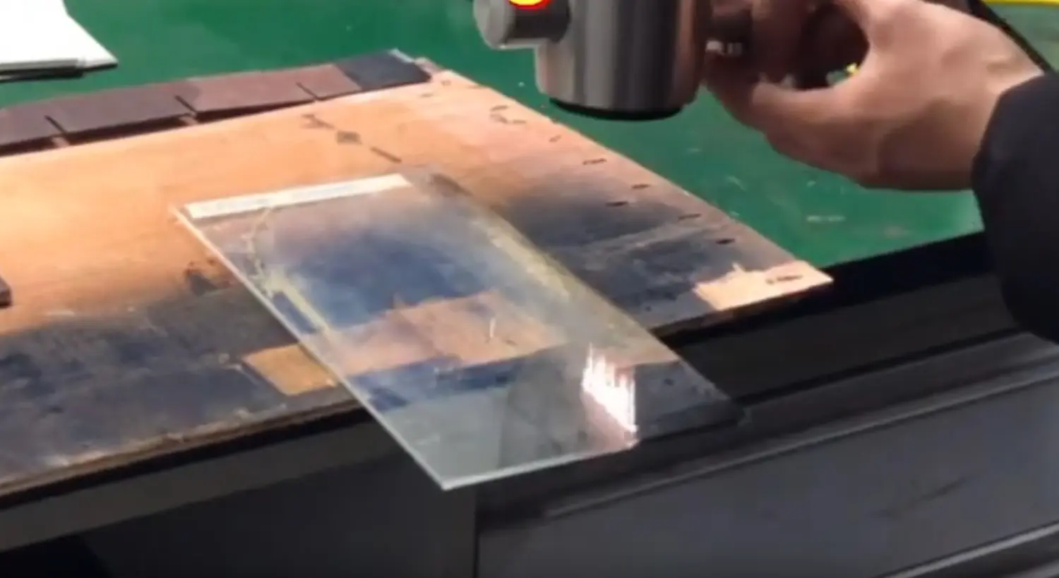Glas Laserreinigung Leo Pfaffenroth